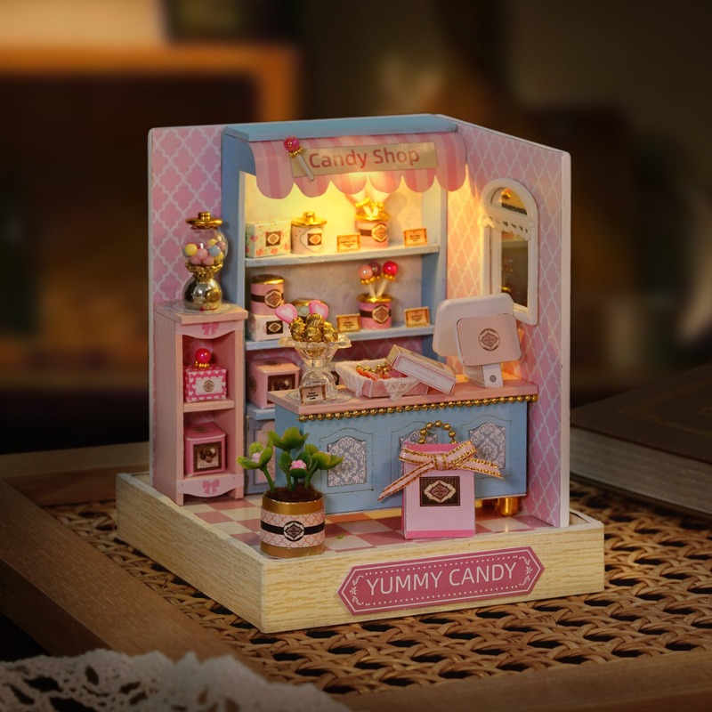 Mini Dollhouse Kit Sakura Stre - Office Furniture Used avaliação e preço